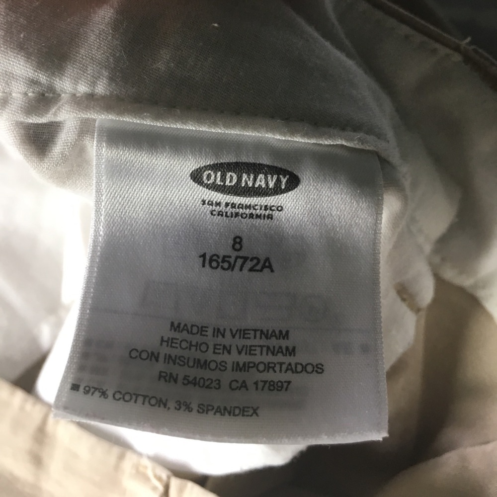 Old Navy khaki shorts - Picture 6 of 6